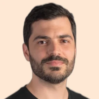 Lic. Mario Guerra